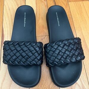 Mercer & Madison Women’s Sandals Slides Size‎ 8.5